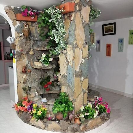 Hostal Dante San Gil Buitenkant foto