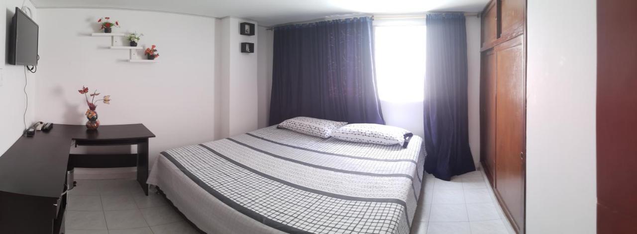 Hostal Dante San Gil Buitenkant foto