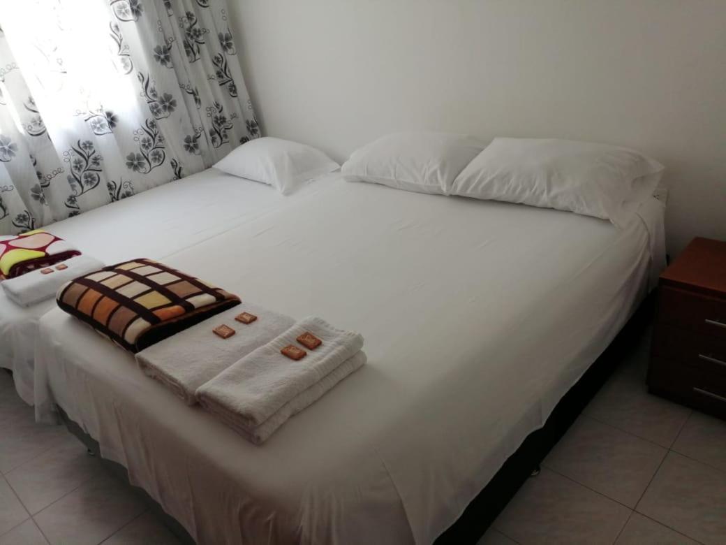 Hostal Dante San Gil Buitenkant foto