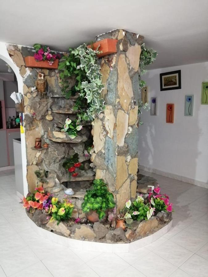 Hostal Dante San Gil Buitenkant foto