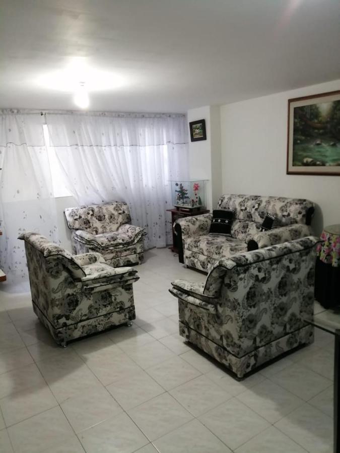Hostal Dante San Gil Buitenkant foto